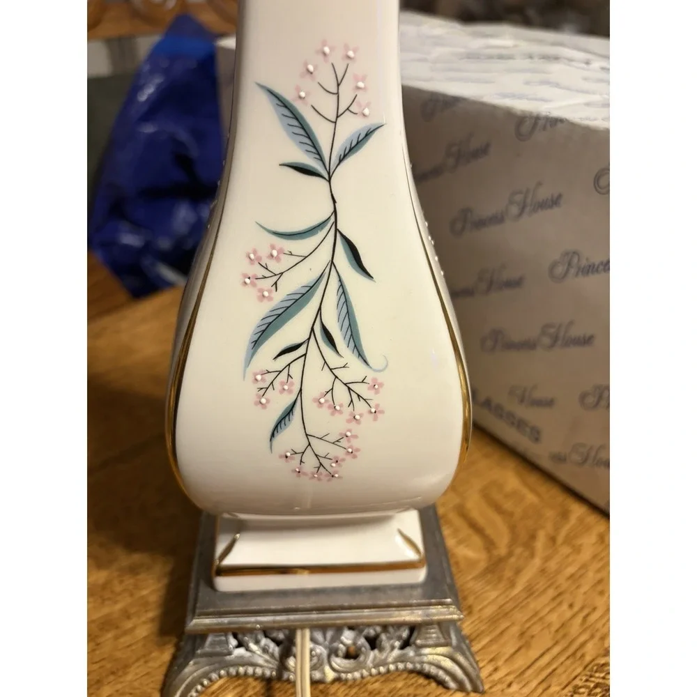 Vintage Porcelain Lamp Pink‎ Flowers Hollywood Regency MCM Leviton 27